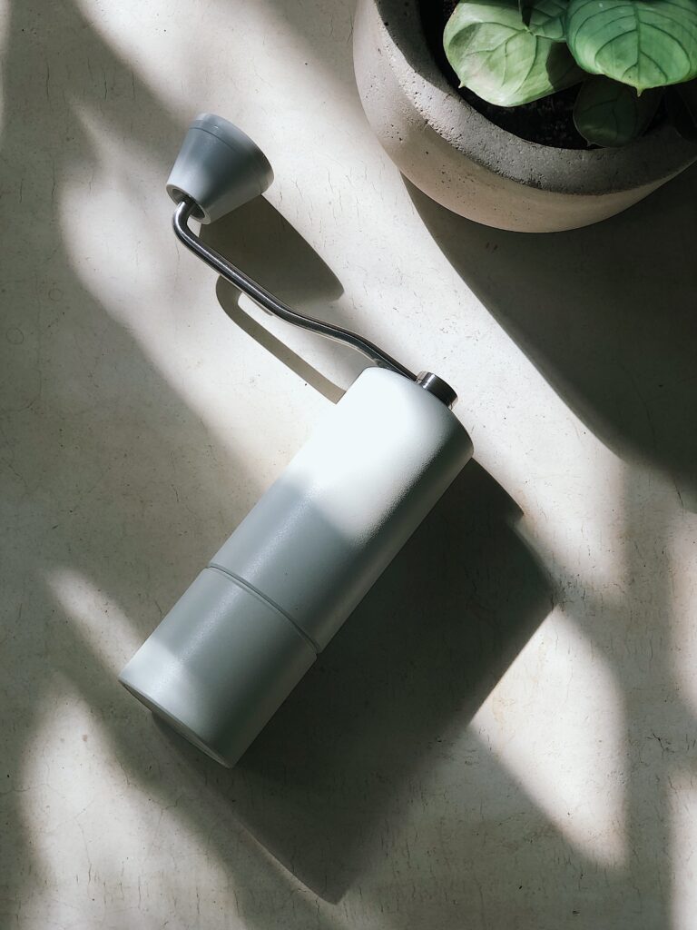 What Are The Key Features To Look For In A Manual Grinder? What Are The Key Features To Look For In A Manual Grinder?